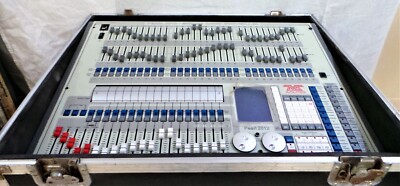 AVOLITES PEARL 2012 MOVING LIGHT CONTROLLER.