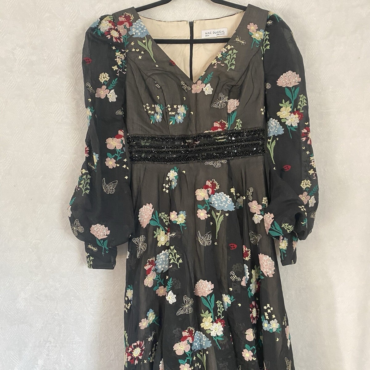 Mac Duggal NWT Embroidered Bishop Sleeve V Neck Flowy Gown