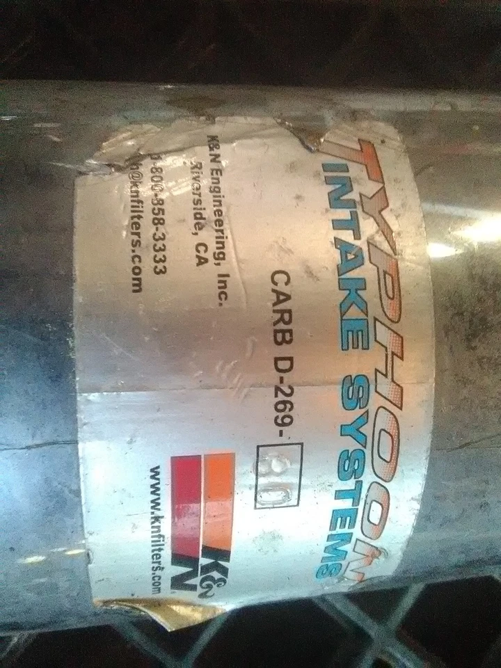 K&N Typhoon ram corto 2000-2004 MITSUBISHI ECLIPSE 2,4 L ADMISIÓN DE AIRE FRÍO Foto 3 de 3