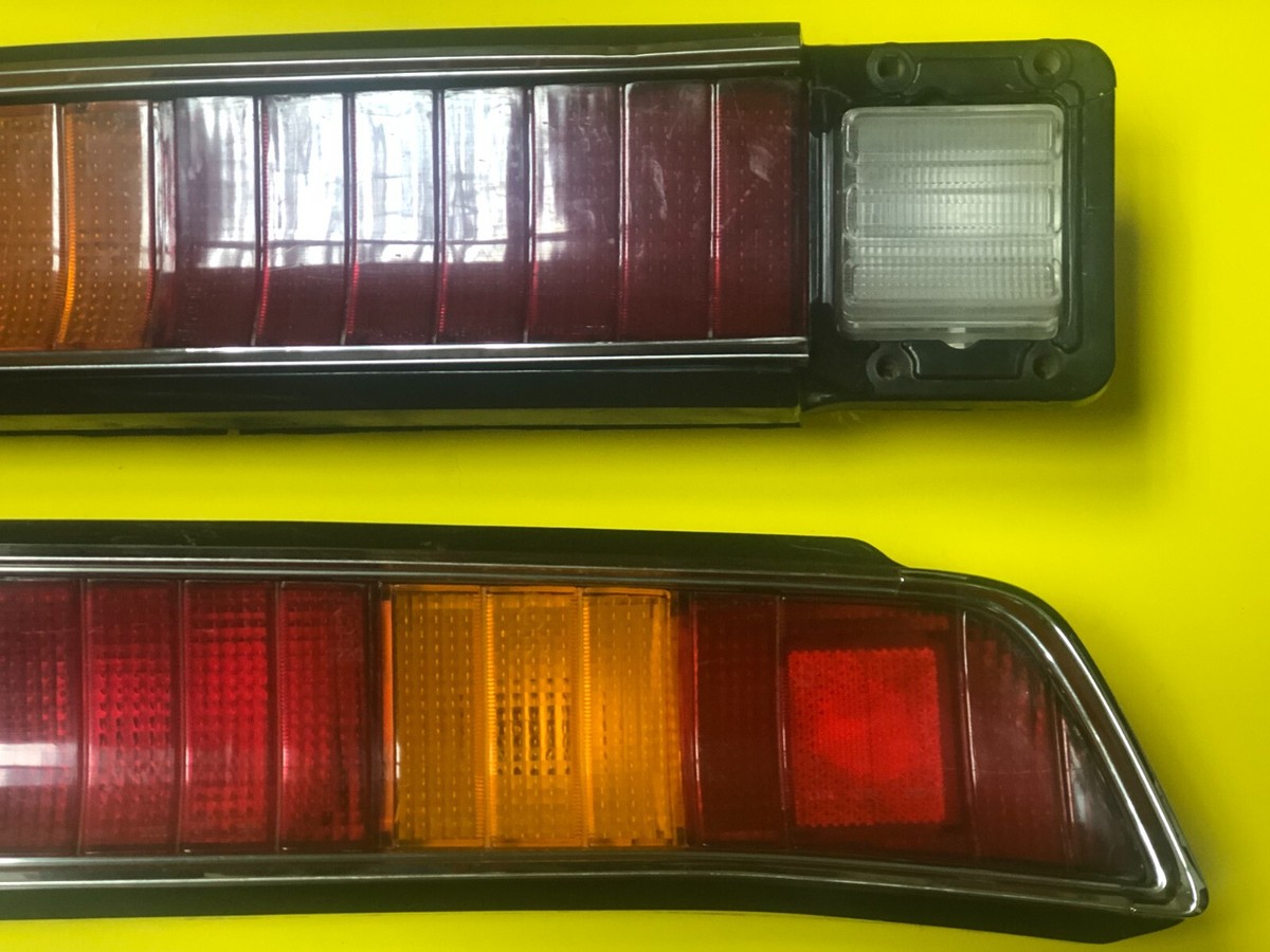 Toyota Corona Mark 2 / II X10 X20 1972-1976 Rear Tail light