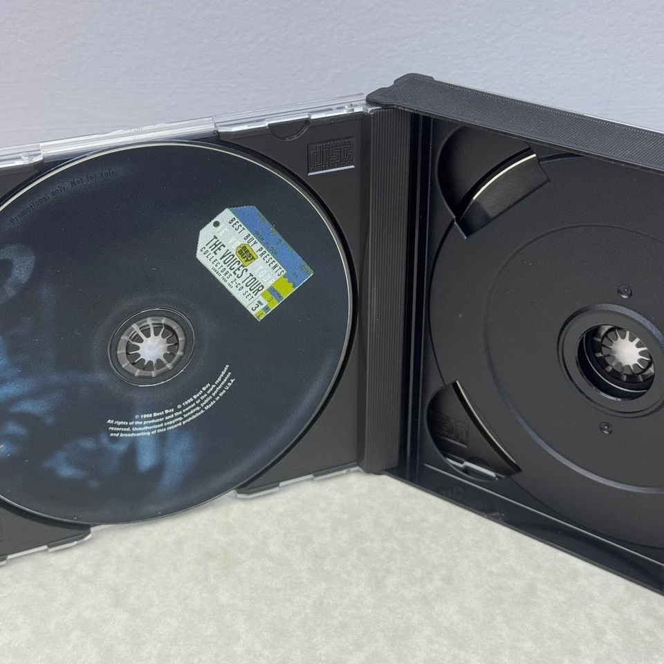 Best Buy The Voices Tour Collector's 2-CD Set Summer Tour 1998, Varous Artists Foto 3 de 4