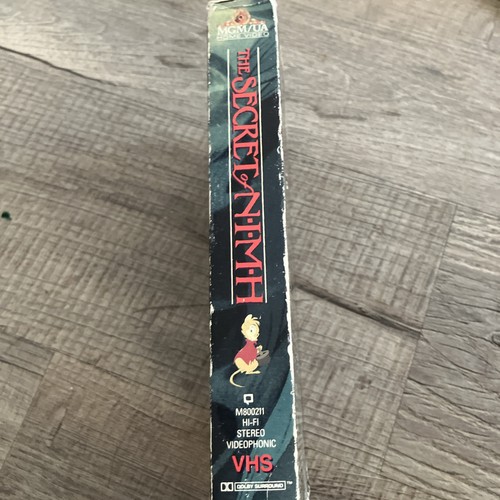 The Secret of NIMH VHS Tape 1982 Animated Dom De Luise Elizabeth Hartman Movie - Picture 4 of 7