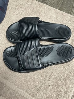 Size 10.5 Adidas Men Alpha Bounce Basketball Slide Black Shoes GYM Sandals