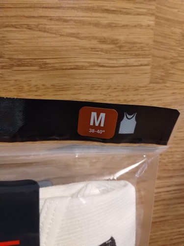 HANES SIZE: MEDIUM 4 Pack White 100% Cotton Original Fit Men's Tank T-shirts - Bild 2 von 4