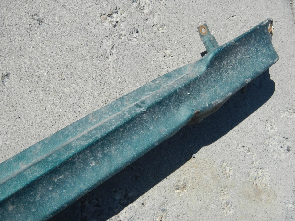 FRONT LOWER VALANCE PANEL 1980 80 NISSAN DATSUN 210 310 BLUEBIRD - Image 3 of 4