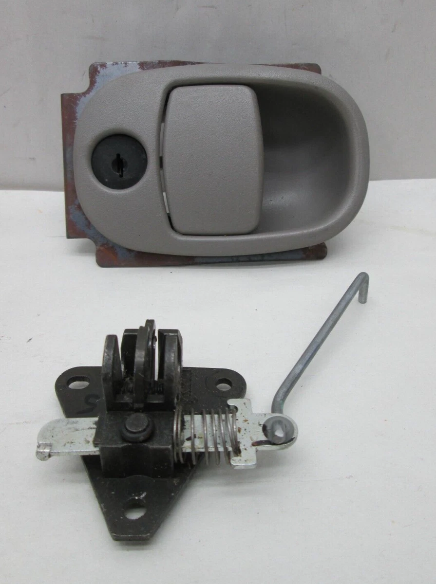 Chevy Trailblazer Glove Box Latch 