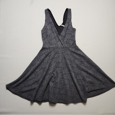 Pins And Needles Sleeveless Flare Dress Floral V-Neck Women Size Small Gray O8 | eBay Pins And Needles Sleeveless Flare Dress Floral V-Neck Women Size Small Gray O8 | eBay