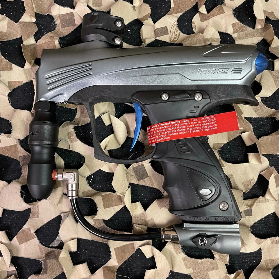 NUEVA pistola de paintball Dye Rize CZR - gris/azul Foto 2 de 4