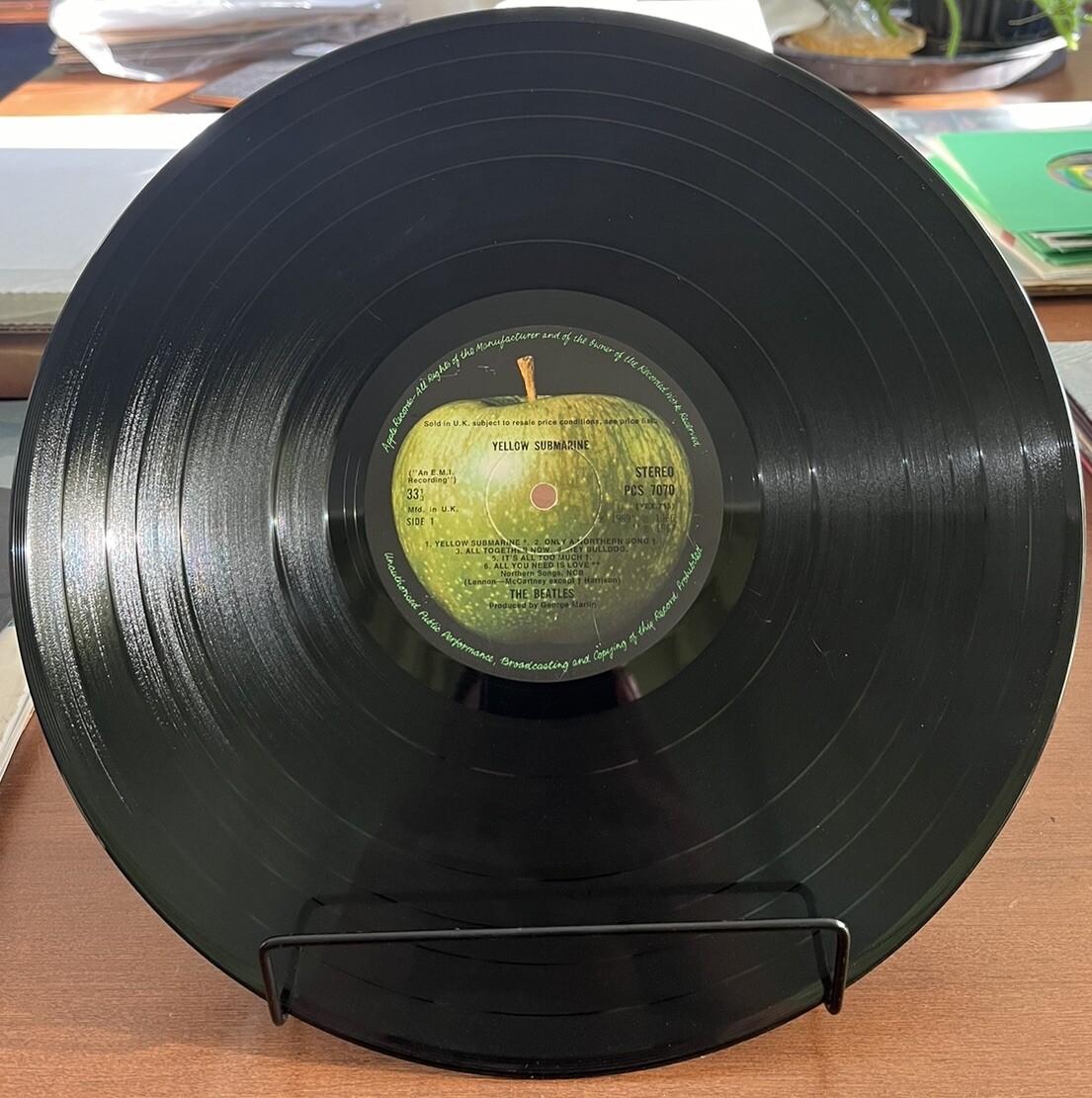 The Beatles Yellow Submarine Lp UK Apple PCS 7070 YEX 715 716 Red