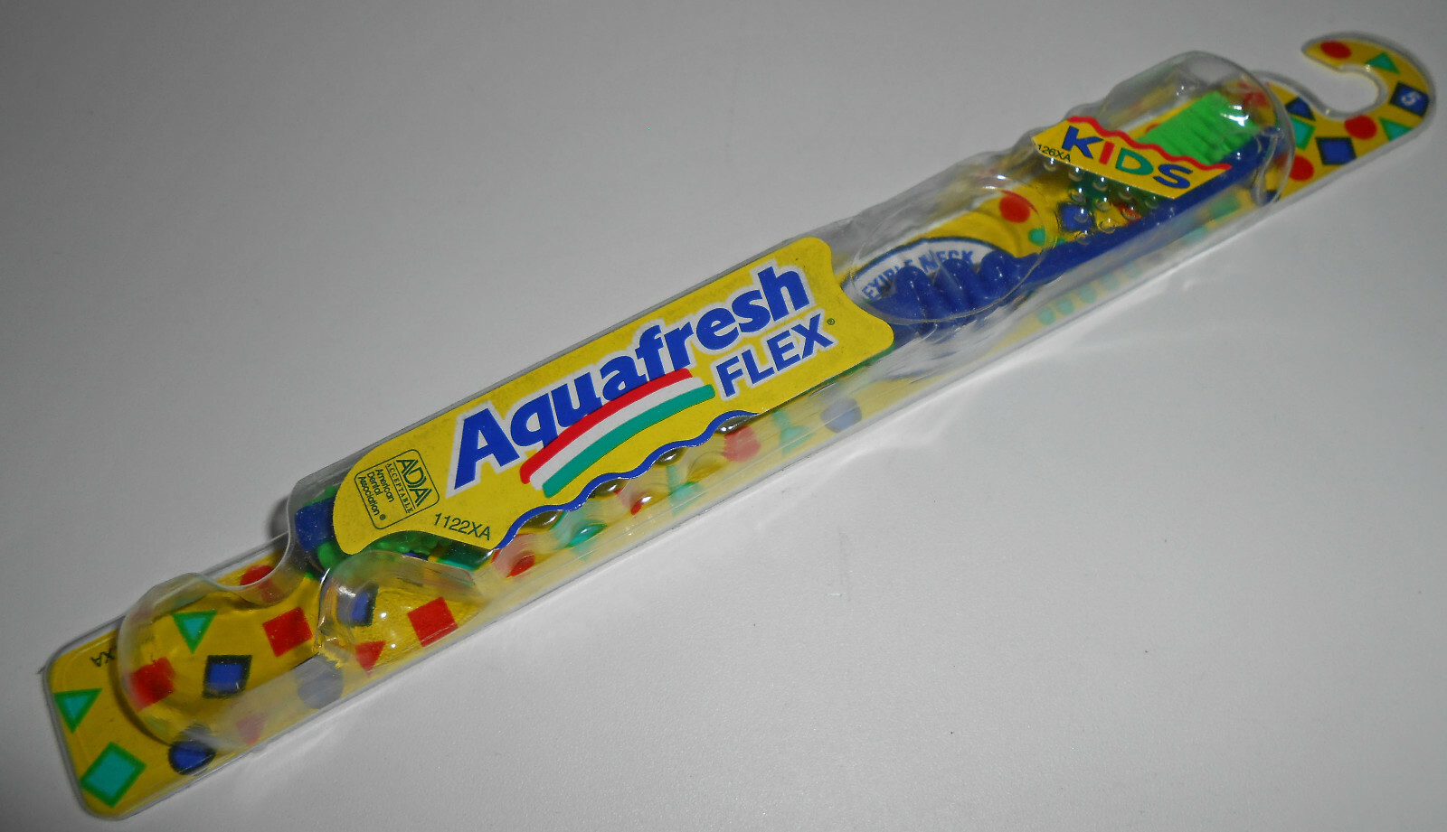 Vintage 1995 AQUAFRESH Flex Kids Toothbrush Size 5 Green Pur