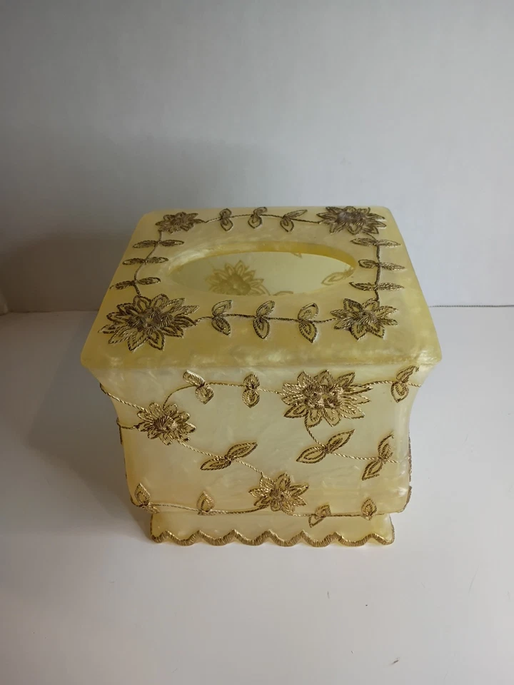 Popular Cubierta de Caja de Pañuelos Champagne Perla Acrílico Lucita Floral Hollywood Regency Foto 3 de 4
