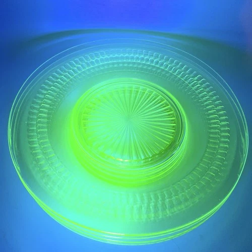 Set of 4 Vintage Uranium Glass Plates 8.5 Inch Green Depression Glass UV Glow