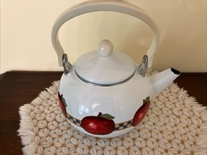 Vintage Enamel Tea Kettle Country Orchard Farmhouse Apple design