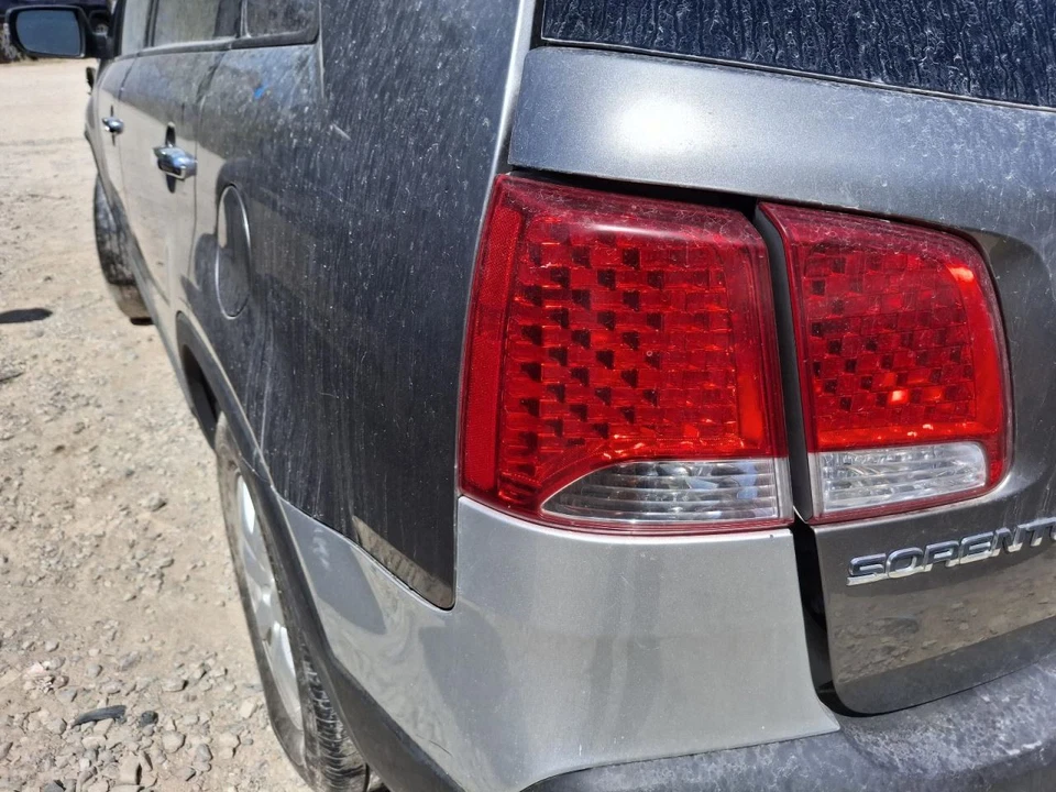 Motor de arranque KIA SORENTO 2011 2,4 L usado fabricante original 198 k millas intercambio 604-50190 Foto 3 de 4