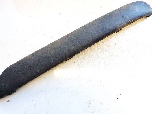Rear bumper corner trim