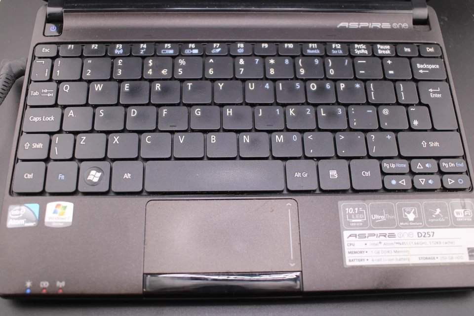 Acer Aspire One D257 Notebook 10.1" Intel Atom Windows 7 1GB Memory 250GB HDD - Image 4 of 4