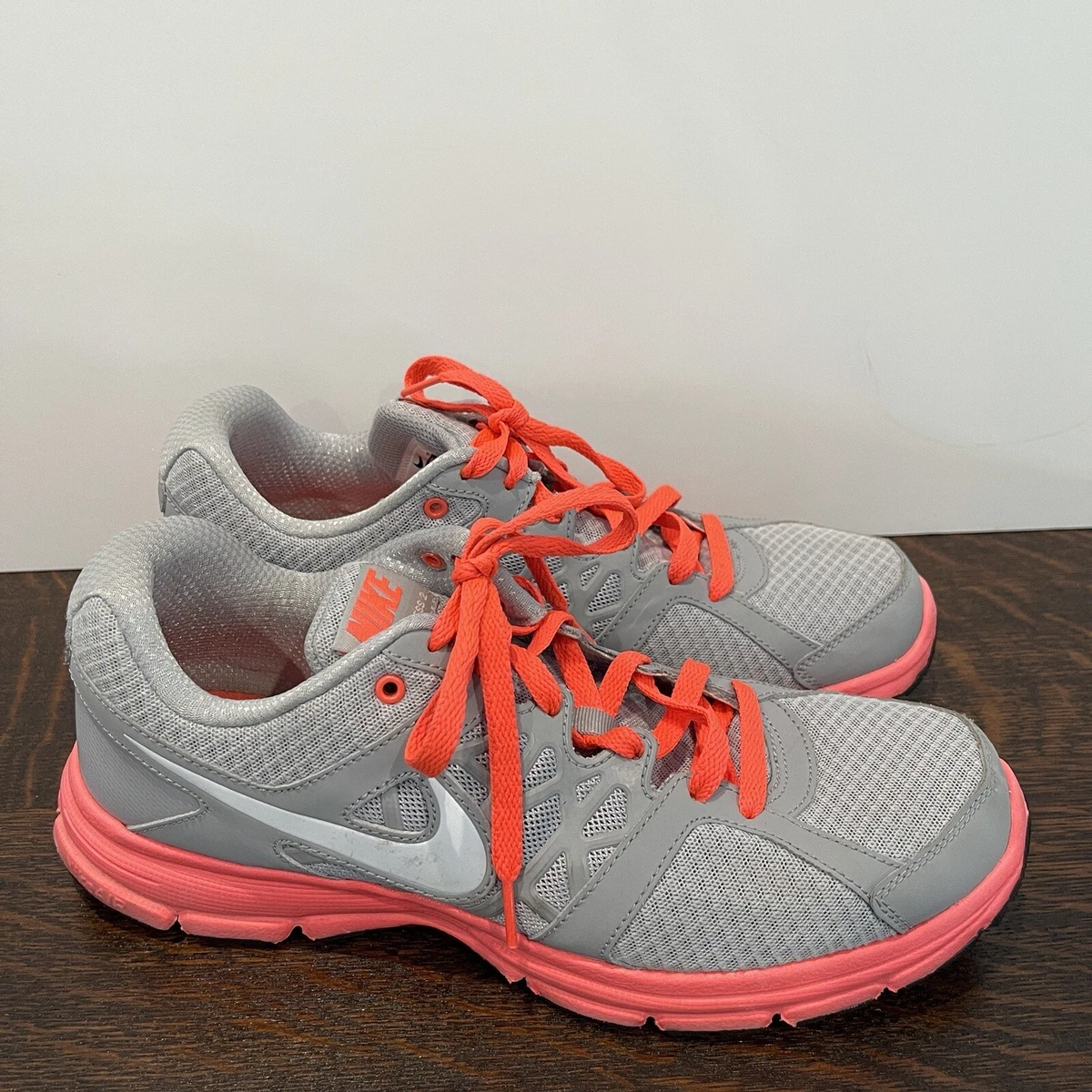 NIKE Air Relentless 2 Women s Athletic Running Shoes 512083 002 Gray Size 12