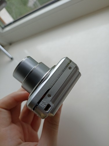 š„Fujifilm FinePix A850 Silver 8.2MP digital compact camera WORKing FULL Set BOX - Picture 6 of 7