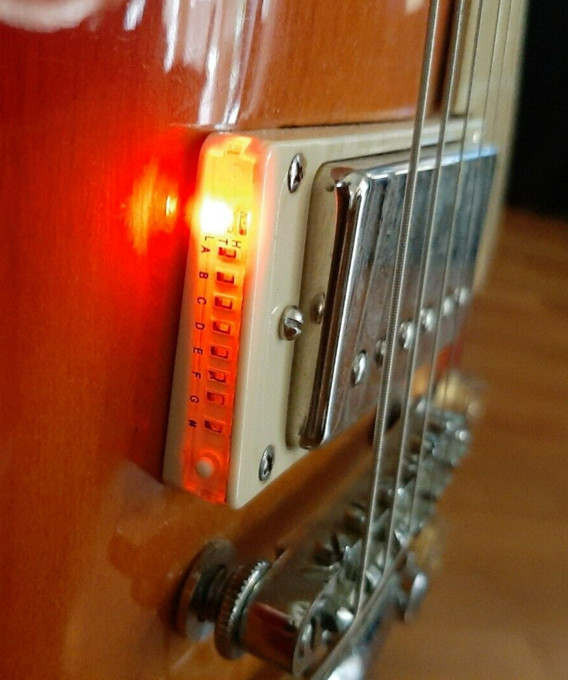 Epiphone Les Paul Standard Plus Top Guitar OnBoard ETuner Heritage