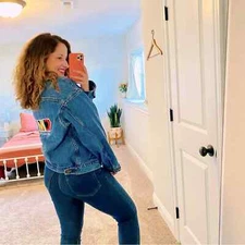 Vintage 90’s International Denim Blue CMT Jean Denim Jacket Large