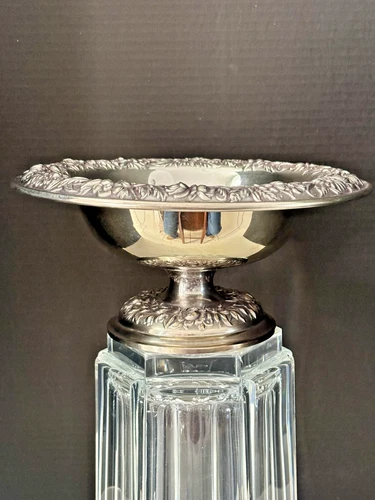 S.KIRK & SON SOLID STERLING REPOUSSE 10" PEDESTAL BOWL... 566.9 GRAMS #32AF