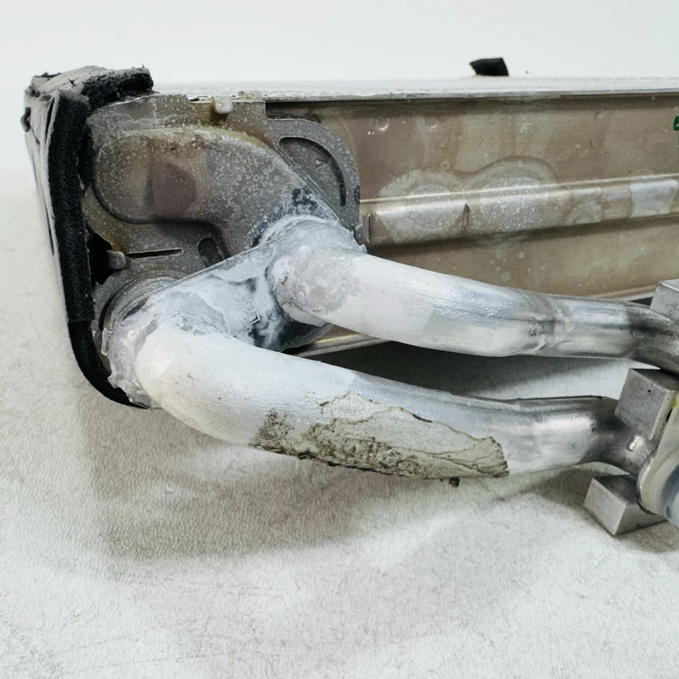 Сердцевина испарителя переменного тока Denso для нагрева воздуха Lexus RX400h 3,3 л V6 2006-2008 годов выпуска - Изображение 2 из 2