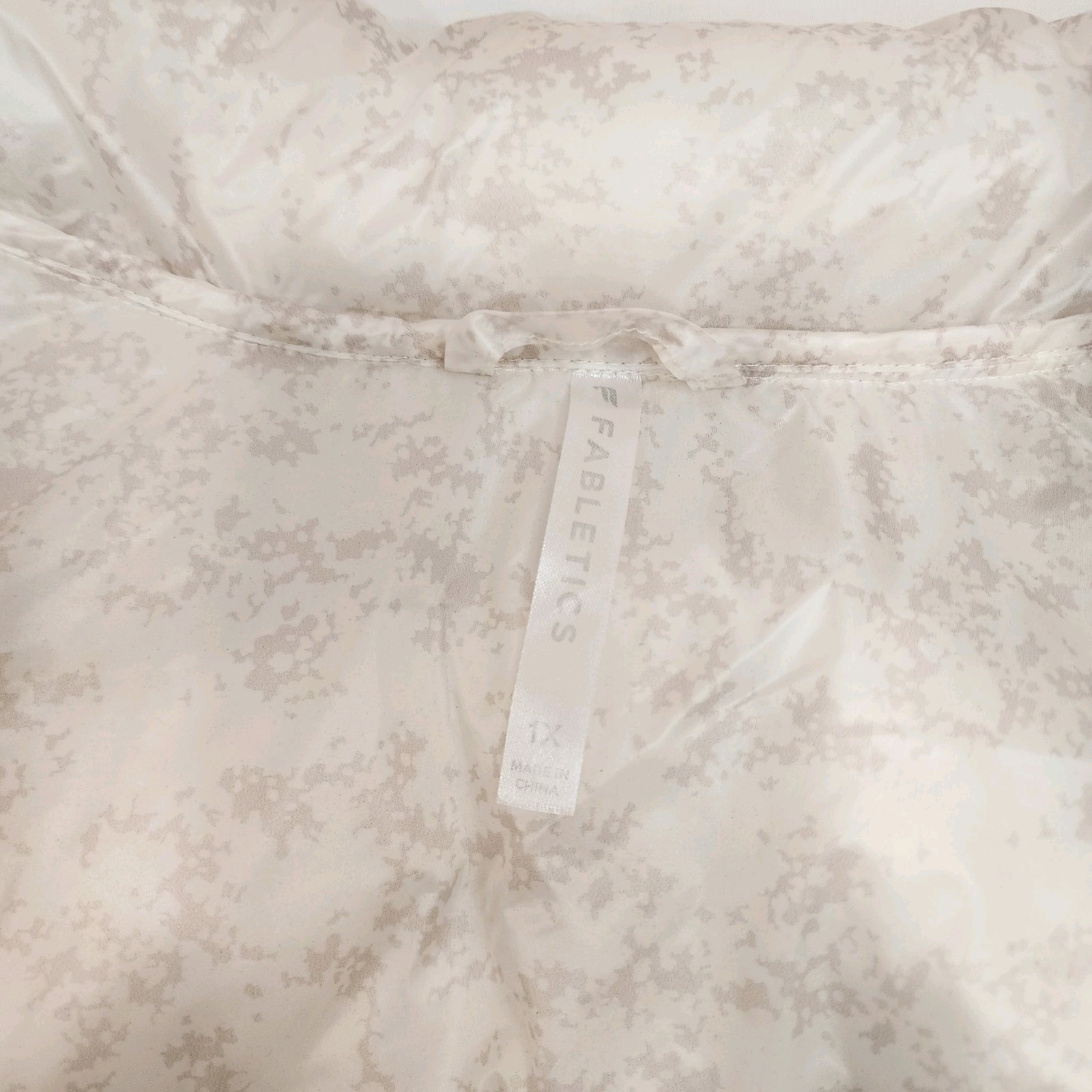 Fabletics 1X  Essentials Bone Elliot Puffer Vest … - image 12