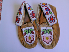 Ojibwa or Cree Moccasins