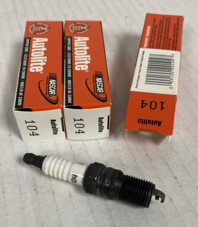 Spark Plug-Copper Resistor Autolite 104. Lot of 3.