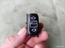 Schalter Fensterheber hinten 2108208210 Stück Mercedes-Benz W210 S210 E-Klasse Schalter Fensterheber hinten 2108208210 Stück Mercedes-Benz W210 S210 E-Klasse
