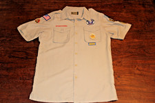Boy Scouts of America BSA Men's Shirt Tan Small Vented Poly Microfiber Sewn Patc