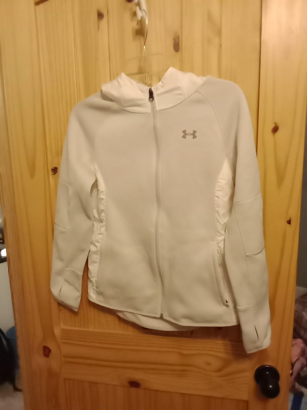 Girls Under Armour Full Zip UA Storm Swacket Coldgear YMD Youth Large.  