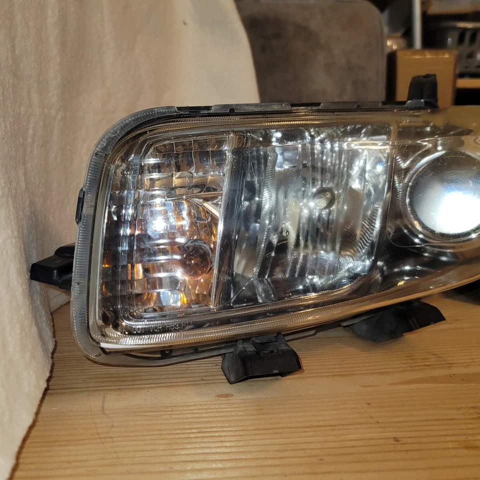 FARO CONDUCTOR DELANTERO IZQUIERDO SCION XB 2008-2010 MONTAJE HALÓGENO OEM Foto 3 de 4