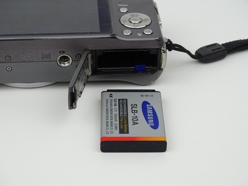 Samsung WB600 12.0MP 15x Zoom Digital Camera Black Tested & Working - Foto 11 di 11