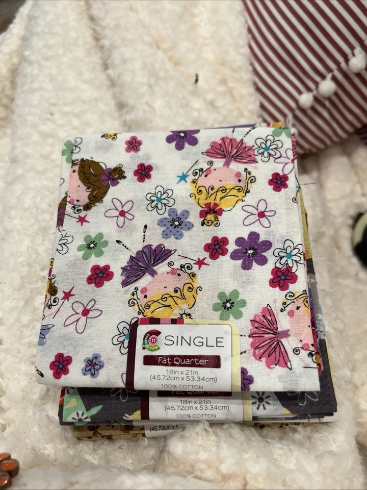 LOT OF 5 FAT QUARTERS FUN& COLORFUL COTTON PRINT FABRICS OWLS,BIRDS,CAT,ETC. NEW - Image 2 of 4