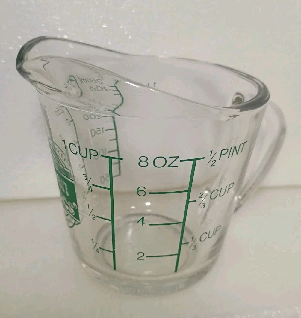 Anchor Hocking Oven Basics ~Green Letter 1 Cup Glass Measuring Cup ~Flawless