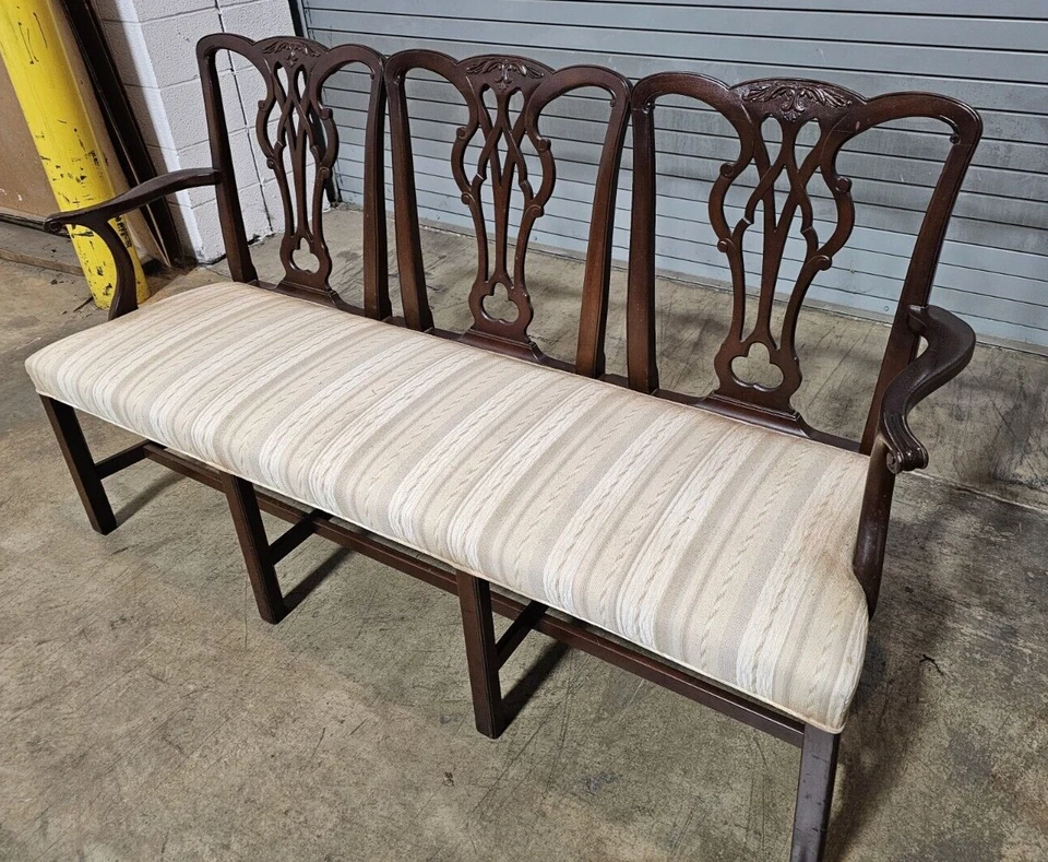 Sofá KITTINGER Caoba Estilo Chippendale Estilo Williamsburg Raro Foto 4 de 4