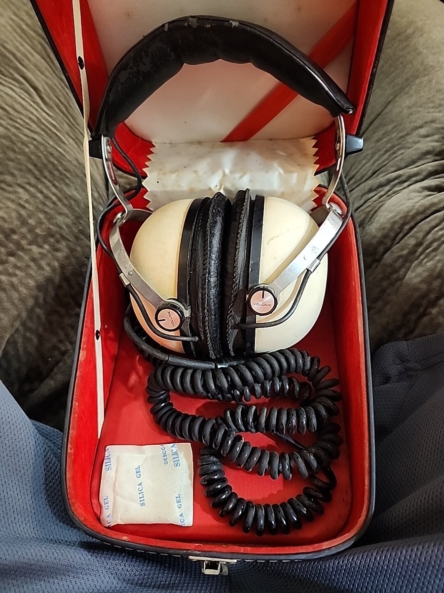 希少　Pioneer SE-50 ヘッドホン Pioneer Se-50 2-way Vintage Stereo Headphones With Case