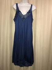 VINTAGE SILKY NYLON  LACE LINGERIE FULL SLIP DRESS by CONTESSA sz 40