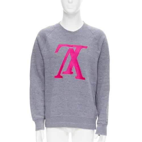 LOUIS VUITTON pink reversed LV logo 