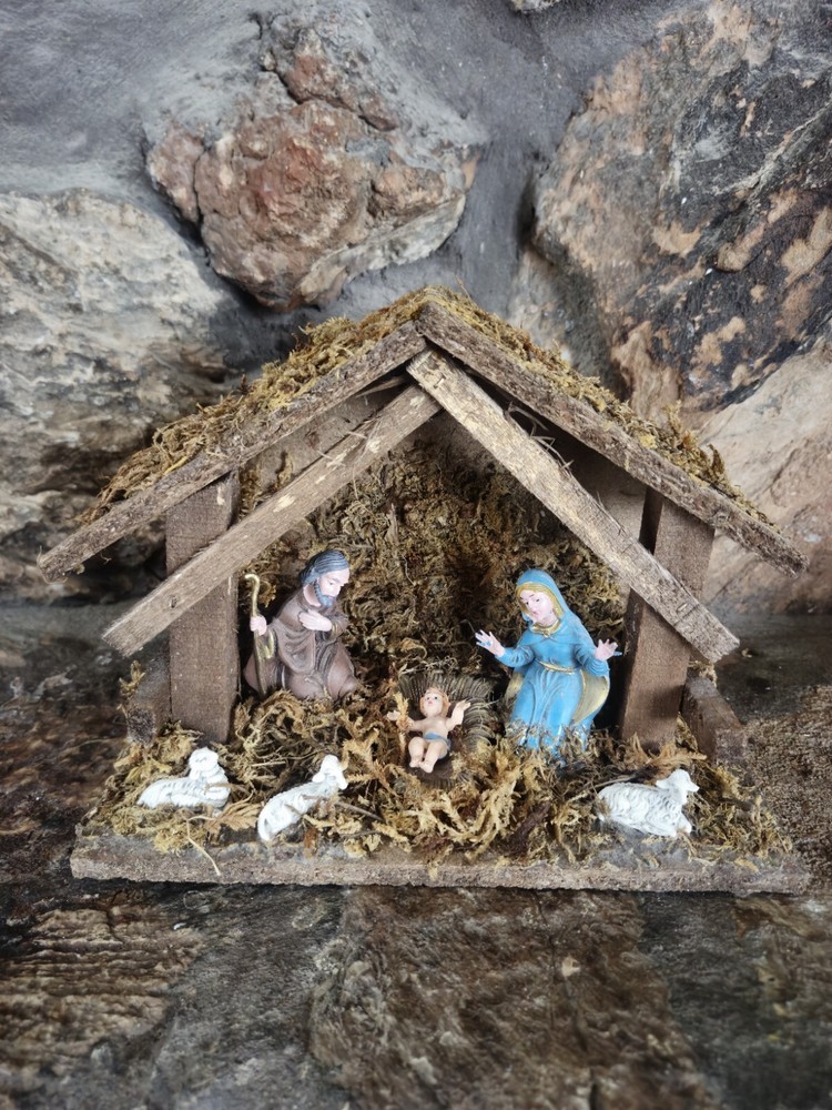 Vtg Nativity Set 6 Figurines Made in Italy Mary Joseph Baby Jesus Sheep 7