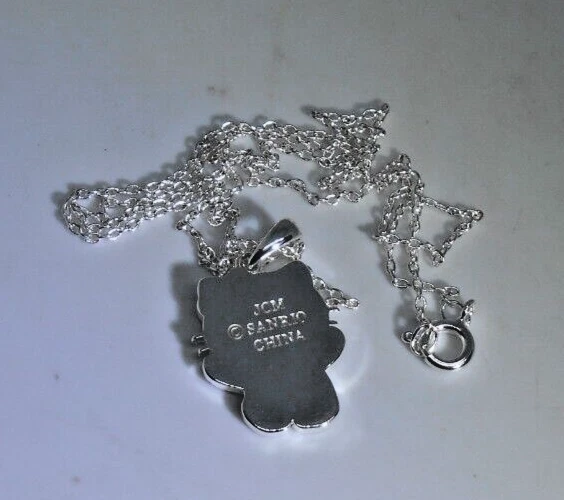 Collar Hello Kitty Sanrio JCM Esmaltado Cristales Swarovski 18" Foto 2 de 2