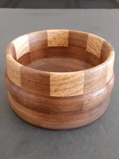 BEAUTIFUL HAND MADE MULTI WOOD INLAY PATCH 🥣 BOWL  TRINKET BOWL 4" BY 2.1/4 HI