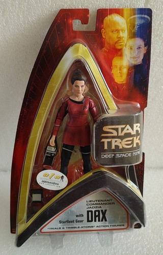 DIAMOND SELECT ART ASYLUM STAR TREK DS9 TRIALS & TRIBBLE-ATIONS LT. JADZIA DAX - Picture 2 of 3