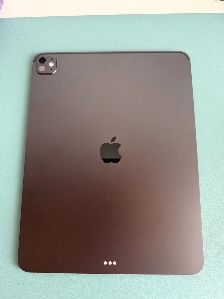 Apple iPad Pro 13-inch (M5) · 256GB · Wi-Fi, foto 3 di 3