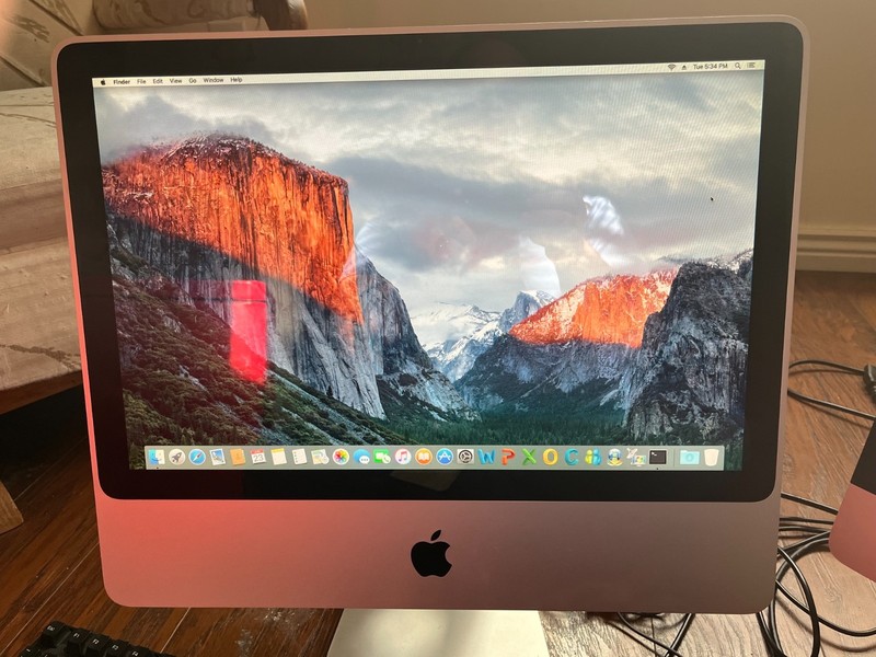 iMac El Capitan, 3GB, 250 GB, W/Microsoft Office, Free Shipping