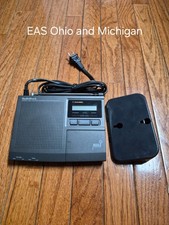 MINT W/ MOUNT RadioShack 12-250 NOAA 7 Channel Weather Alert Radio