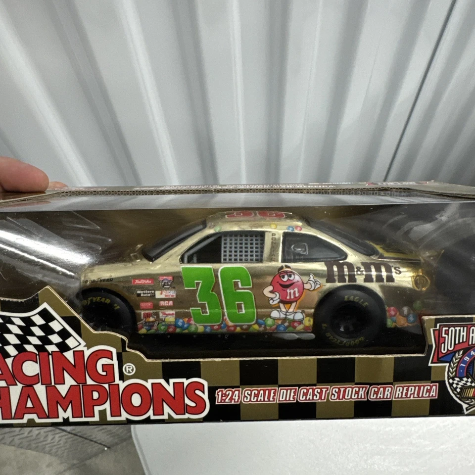 1999 Limited Edition GOLD M&M 1:24 Racing Champions #36 Ken Schrader NASCAR - Image 2 of 4