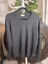 LL Bean Sweater Mens Medium M Gray V-Neck 100 Lambswool Knit Pullover Solid