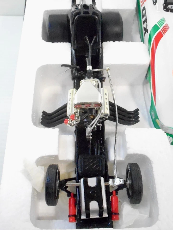 ACTION 1997 JOHN FORCE MUSTANG FUNNY CAR ESCALA 1:24 FUNDIDO A PRESIÓN NHRA Foto 4 de 4